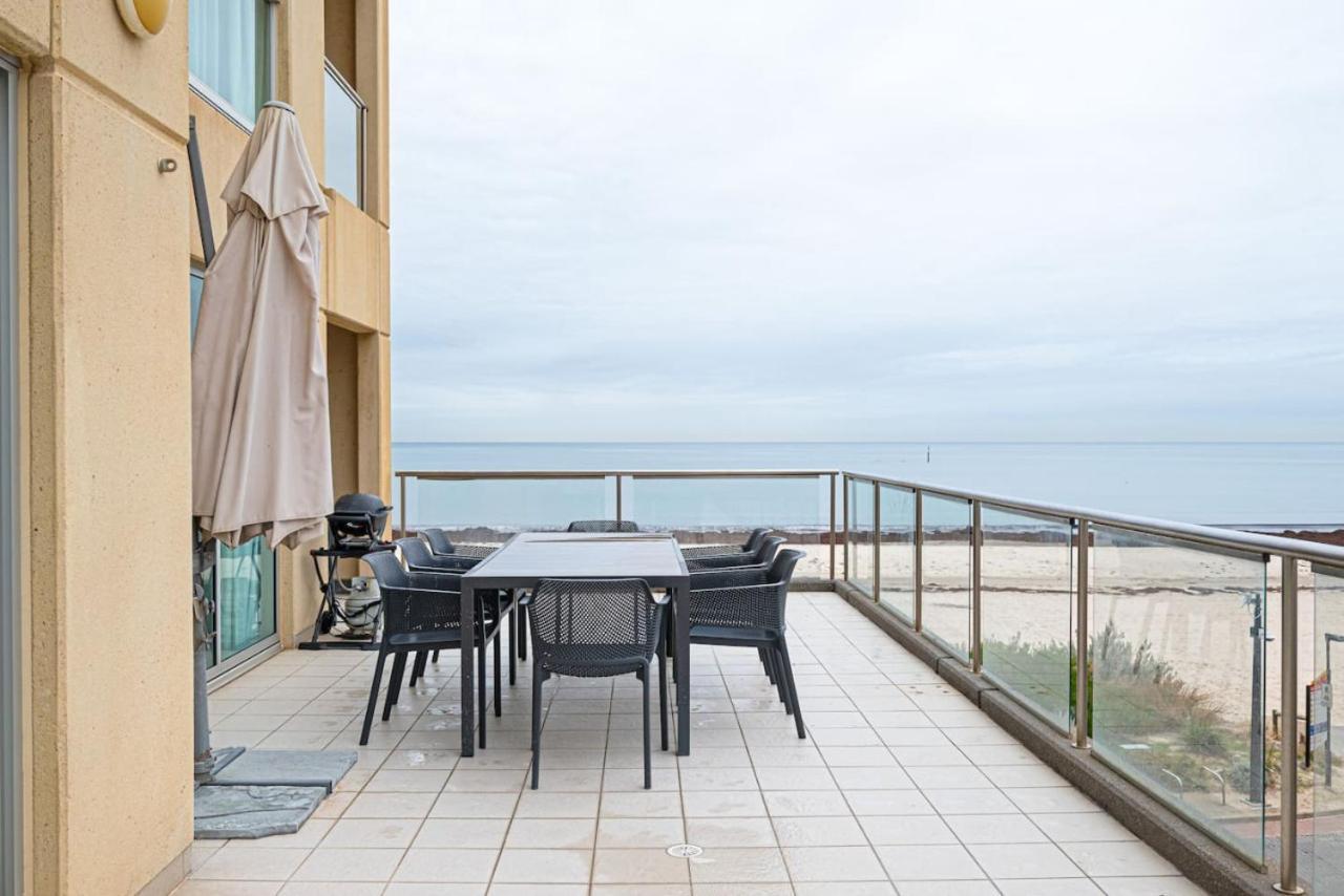 Beachfront Serenity Glenelg Apartment Exterior photo